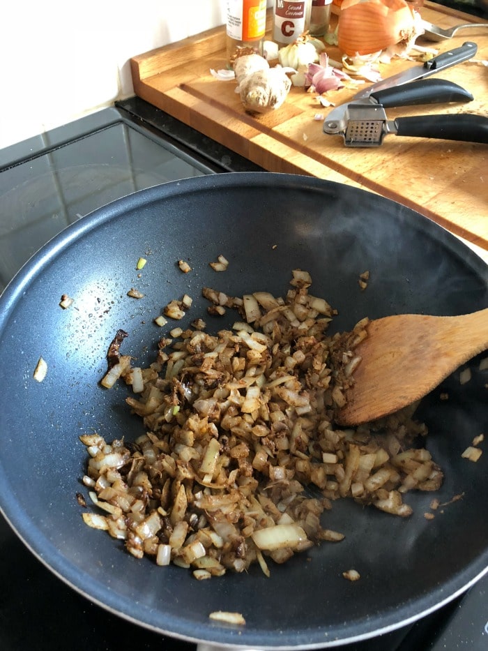 Cooking onions for lamb rogan josh
