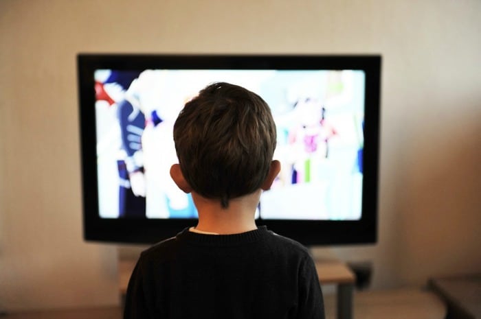 children watching TV