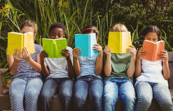 children reading books