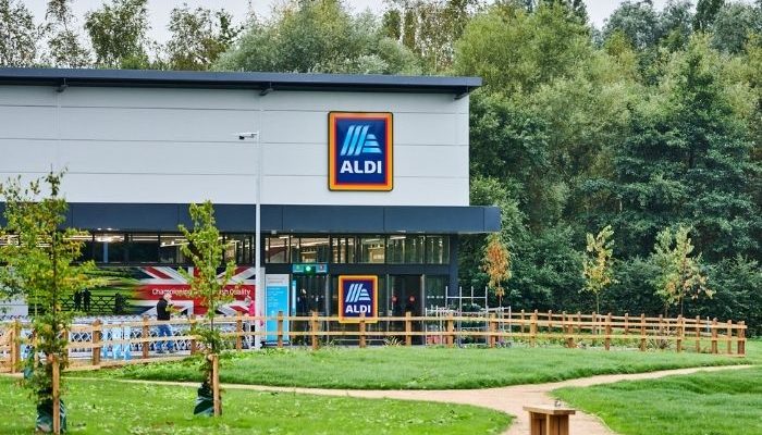 Aldi store front
