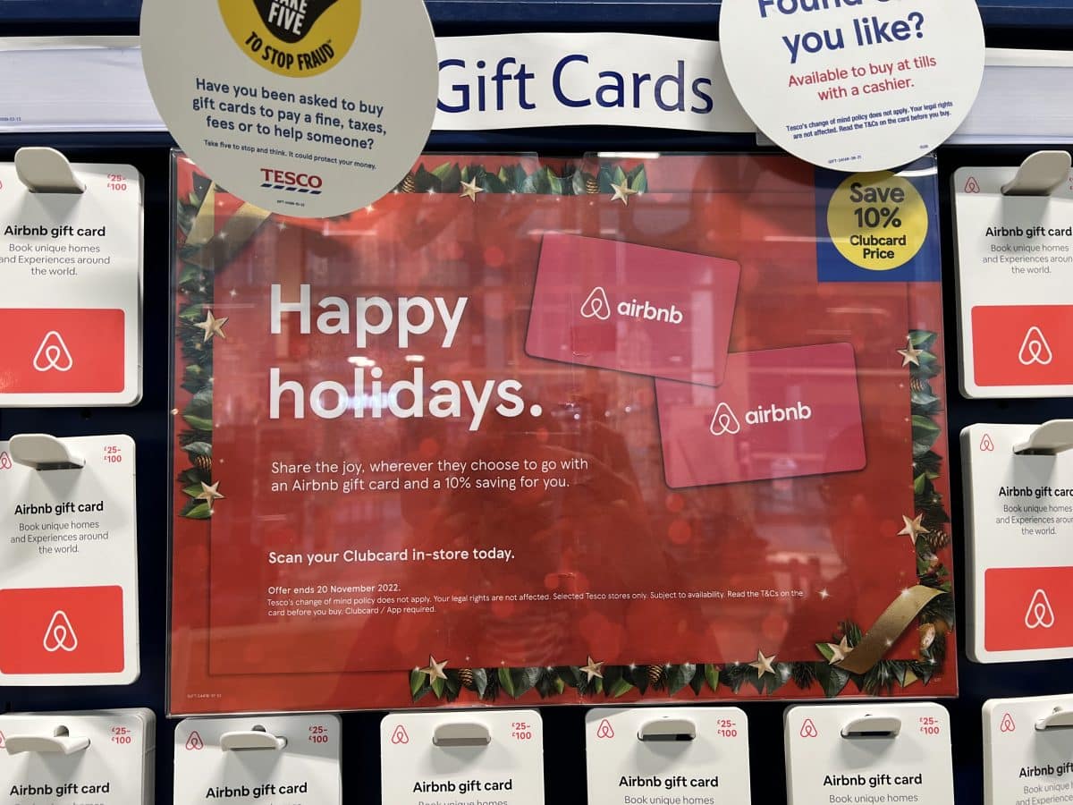airbnb gift card display