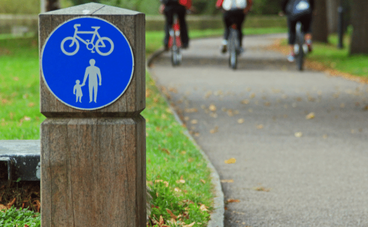 cycle and walking lane sign