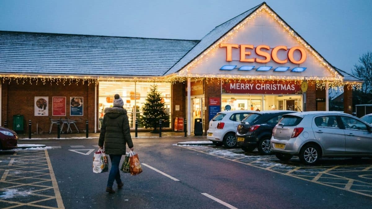 supermarket car park at Christmas
